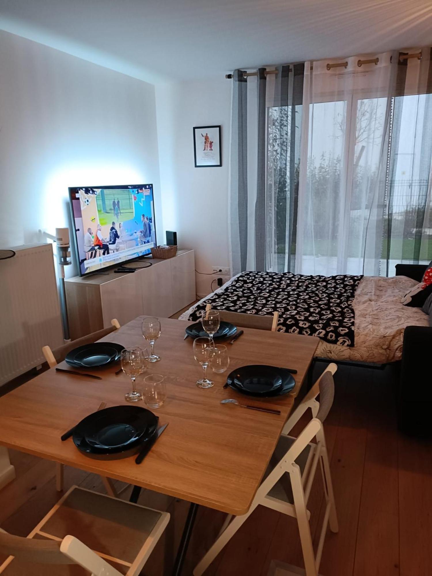 Disney - Paris 5 Min De Disney - Pk Prive Gratuit - 4 Personnes - Terrasse Jardin Chessy  Eksteriør billede